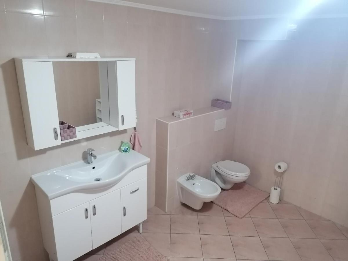 Apartma Sandi Шентиль Екстер'єр фото