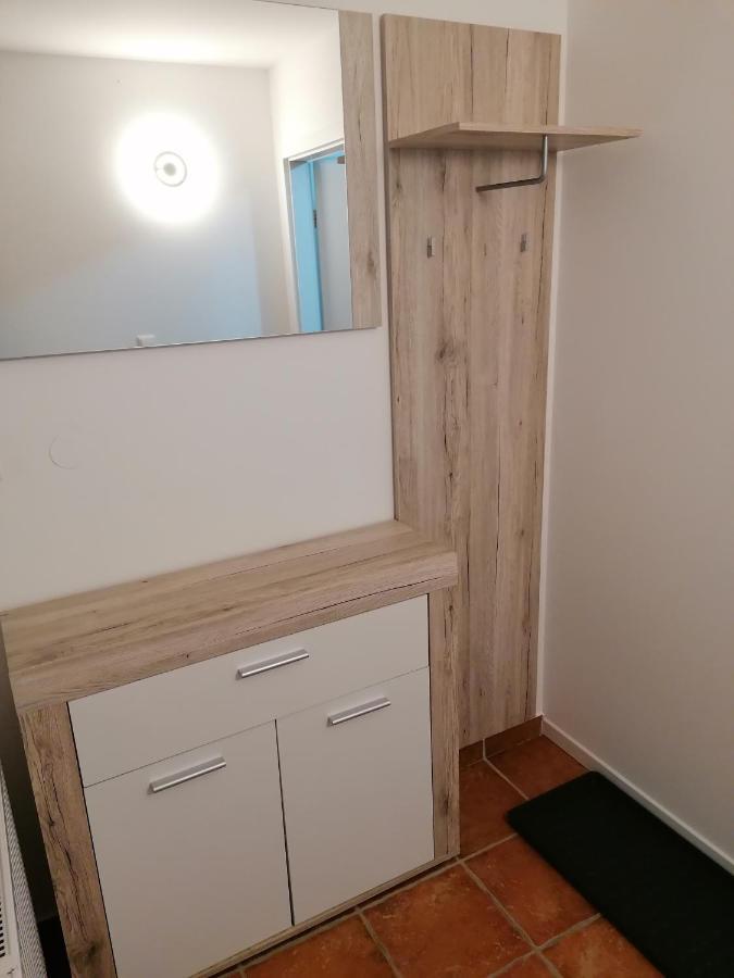 Apartma Sandi Шентиль Екстер'єр фото